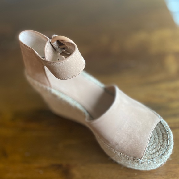 Marc Fisher LTD Espadrille Platform Wedge - Picture 8 of 8